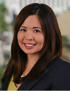 Erin khan headshot