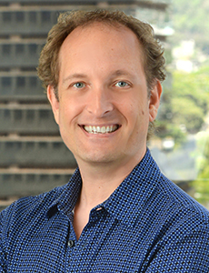 Kris salzar headshot